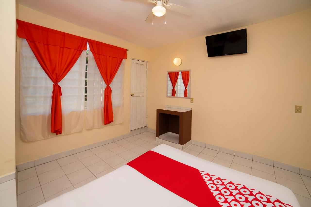 Oyo Hotel Jardin Carpio Aguascalientes Zewnętrze zdjęcie