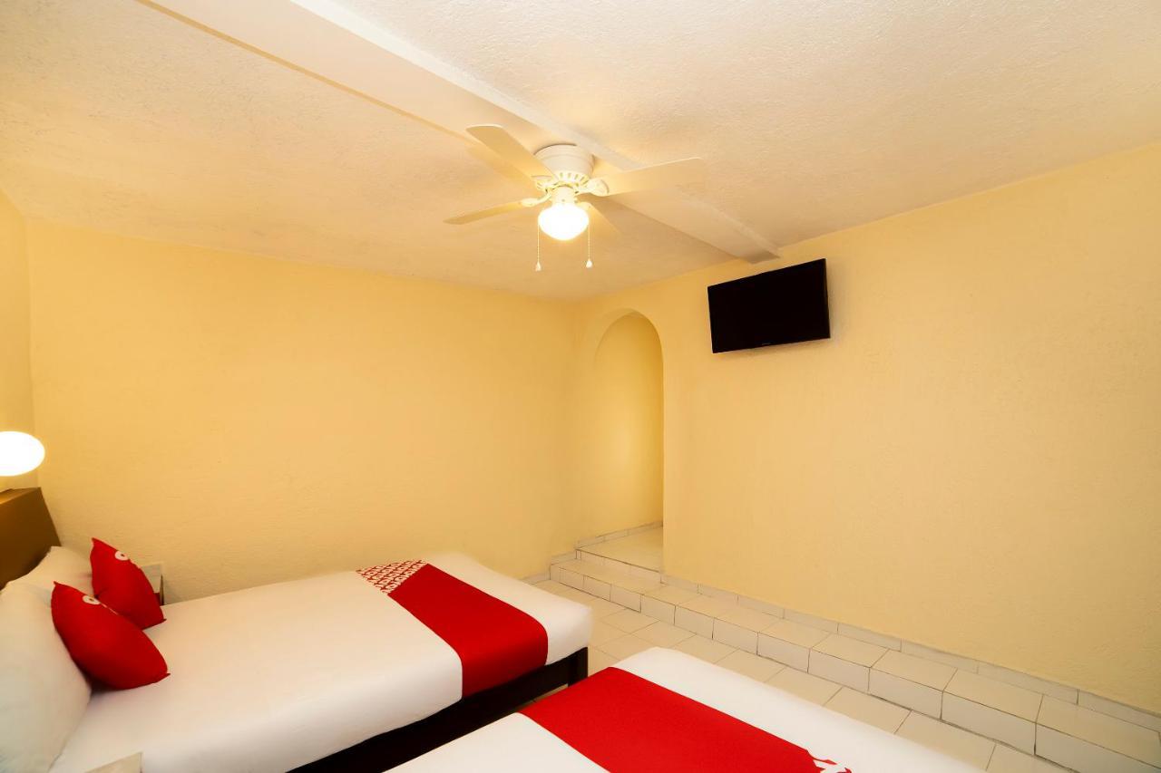 Oyo Hotel Jardin Carpio Aguascalientes Zewnętrze zdjęcie